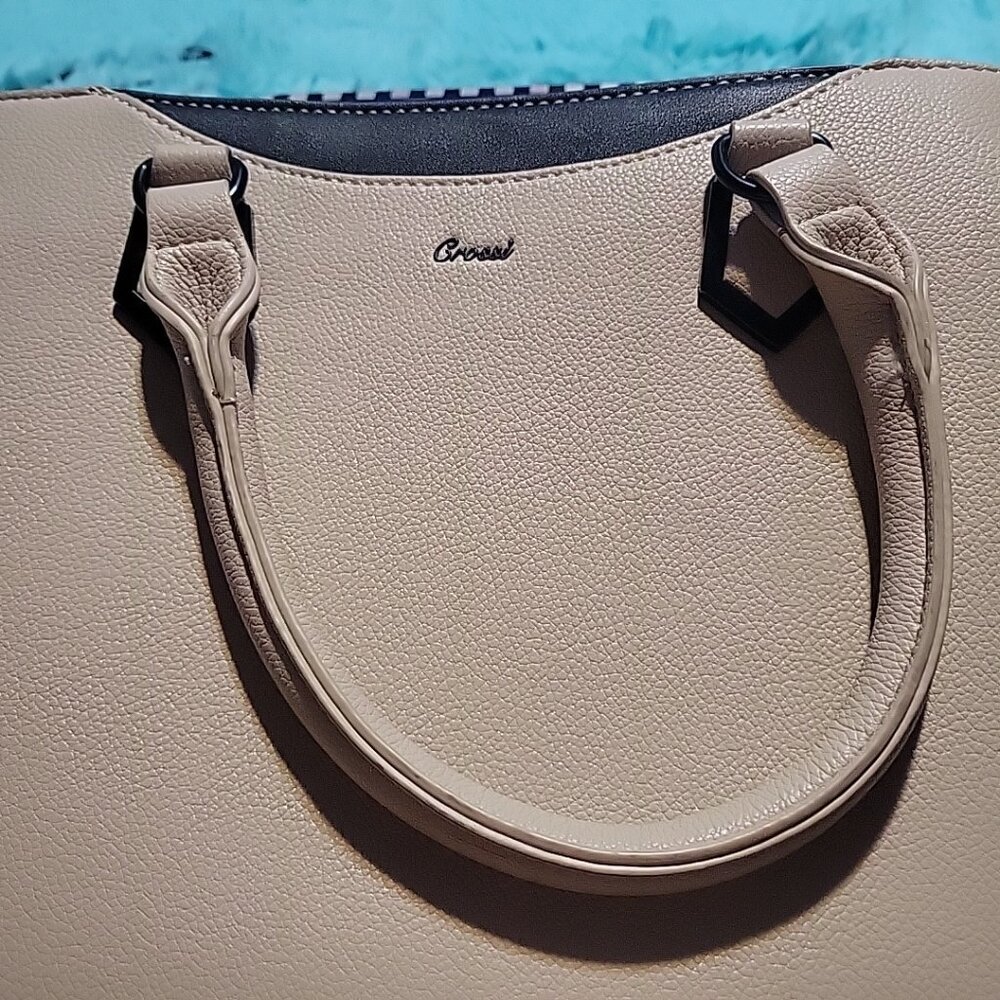 Women's handbag